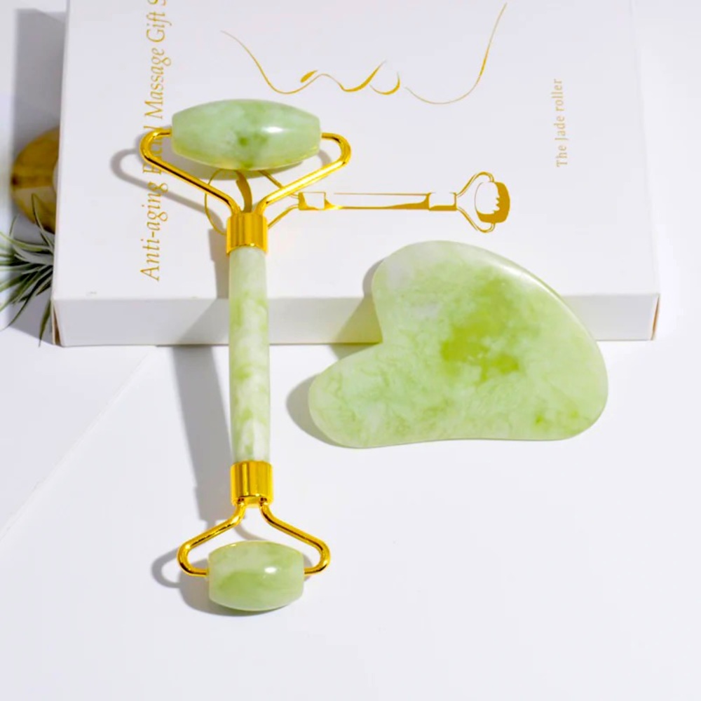 Jade Roller Anti aging Facial massage gift set! 🥰